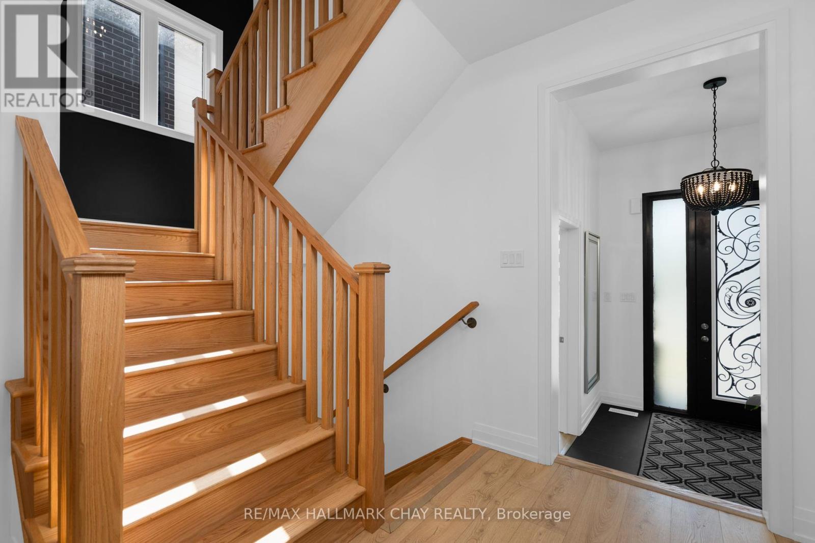 43 Calypso Avenue, Springwater, Ontario  L0L 1Y3 - Photo 17 - S12460684