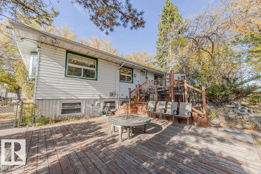 12339 89 St Nw Nw, Edmonton, Alberta  T5B 3W8 - Photo 11 - E4461990