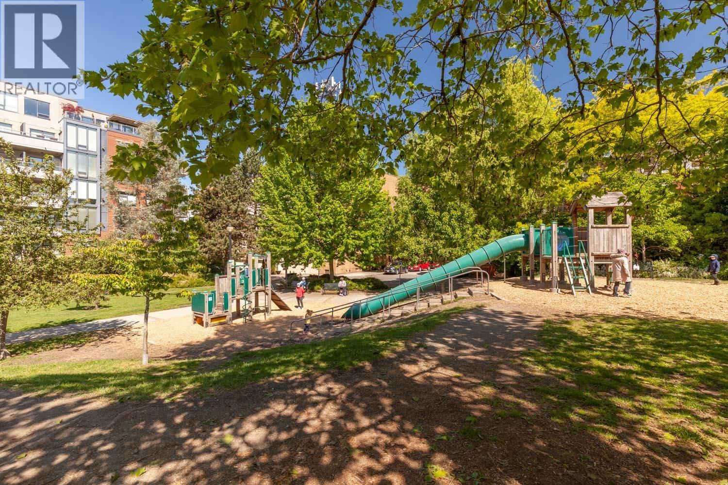 302 2688 Vine Street, Vancouver, British Columbia  V6K 4T6 - Photo 14 - R3057874