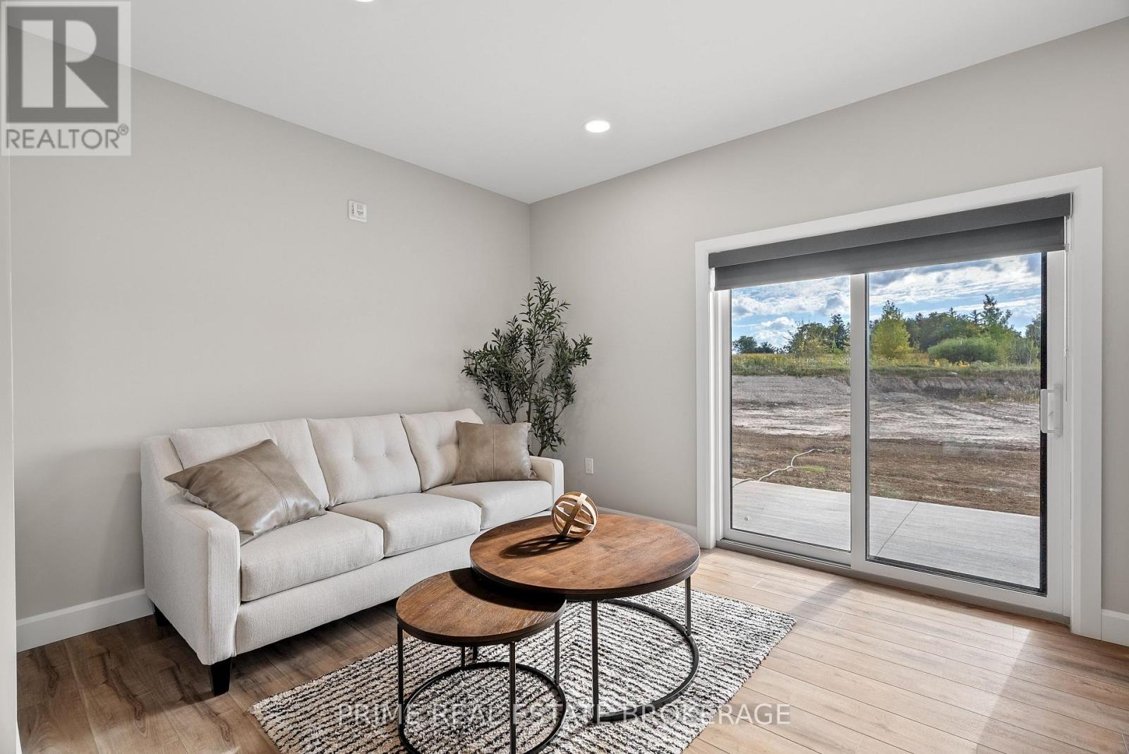 204a - 13 Moonlight Court, Central Huron, Ontario  N0M 1L0 - Photo 11 - X12259878