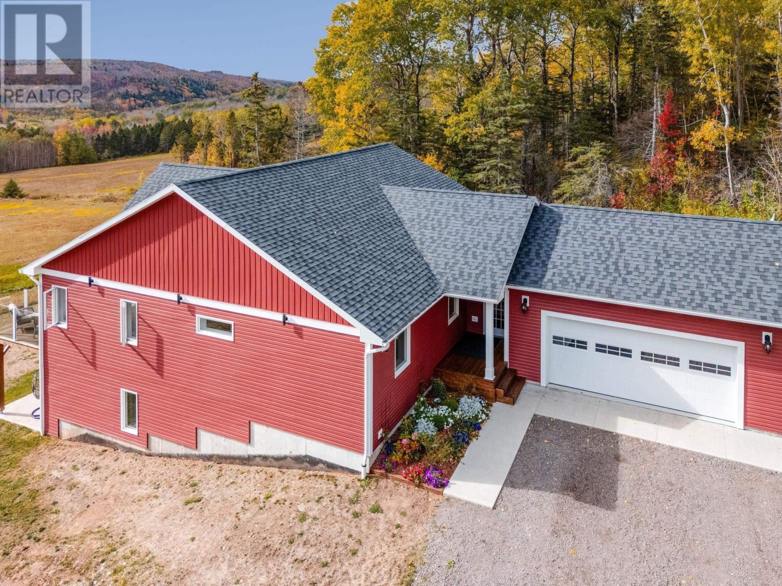 353 Ben Phinney Road, Melvern Square, Nova Scotia  B0P 1W0 - Photo 5 - 202525767