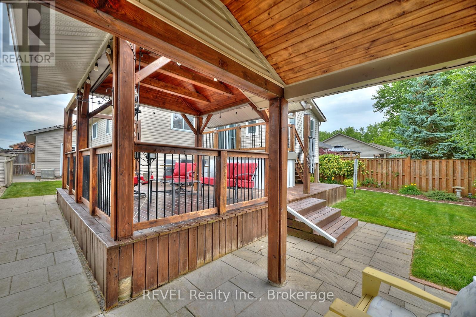 43 Rochelle Crescent, Fort Erie, Ontario  L0S 1N0 - Photo 30 - X12255376