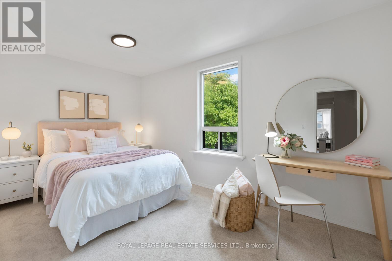 561 Beresford Avenue, Toronto, Ontario  M6S 3C2 - Photo 28 - W12460579