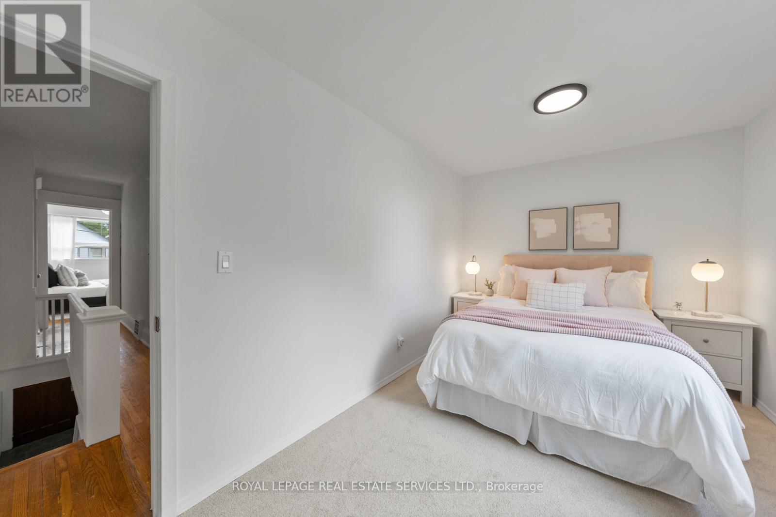 561 Beresford Avenue, Toronto, Ontario  M6S 3C2 - Photo 30 - W12460579