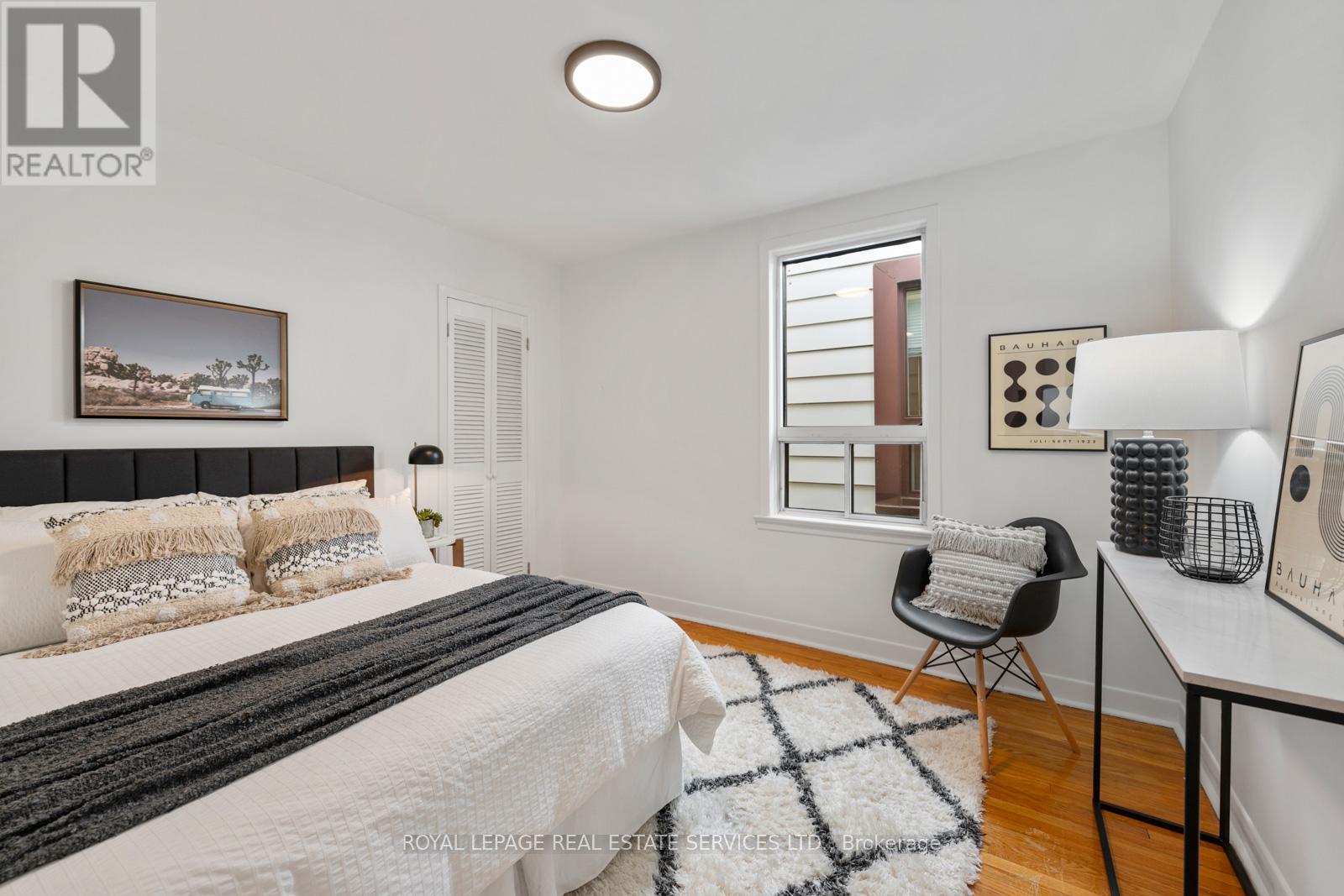 561 Beresford Avenue, Toronto, Ontario  M6S 3C2 - Photo 32 - W12460579