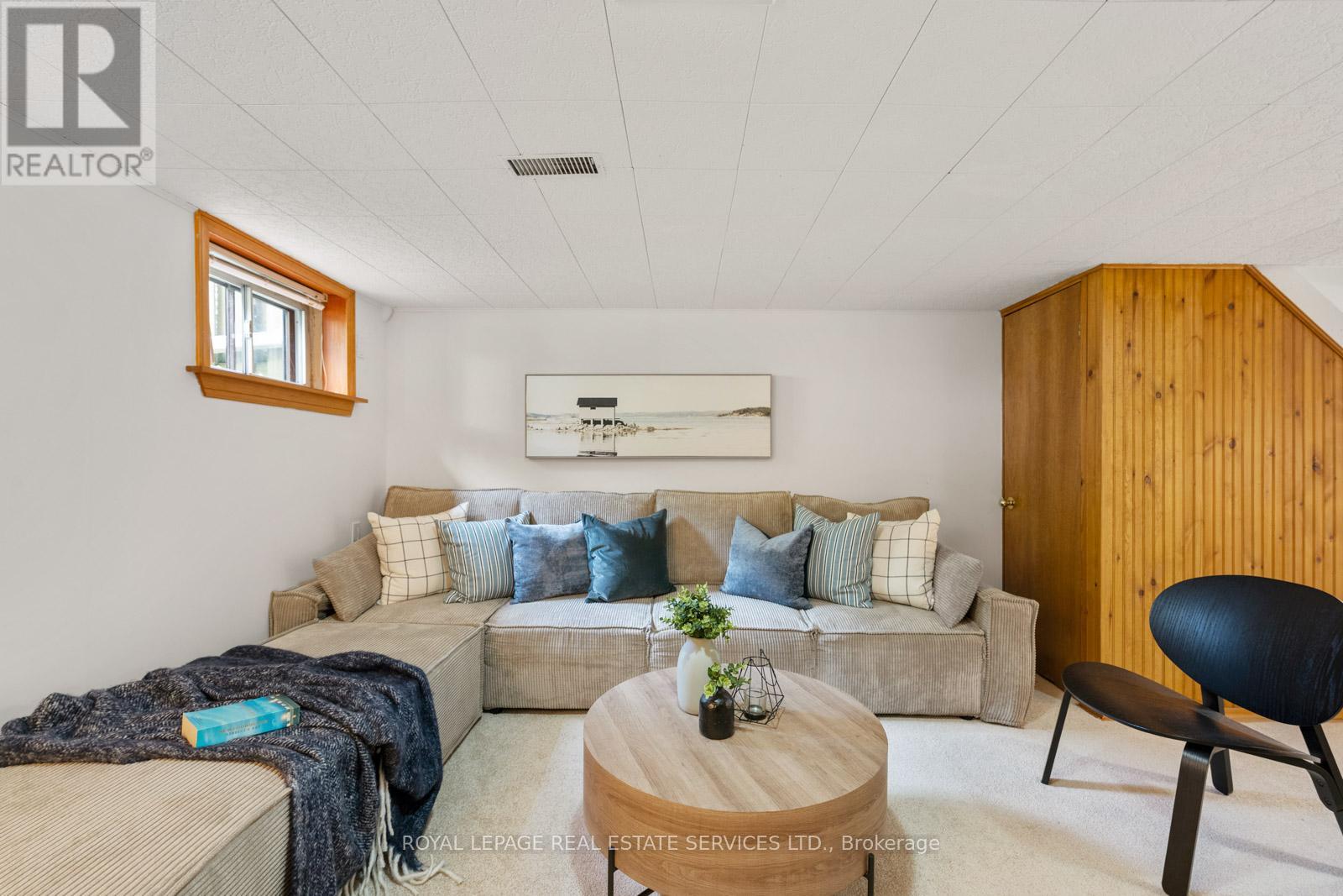 561 Beresford Avenue, Toronto, Ontario  M6S 3C2 - Photo 39 - W12460579