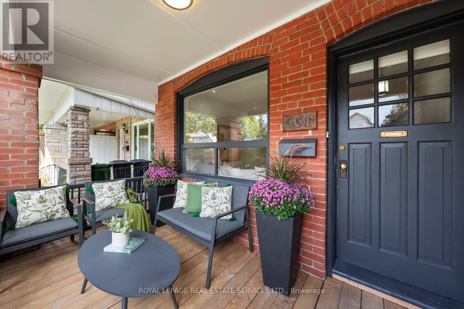 561 Beresford Avenue, Toronto, Ontario  M6S 3C2 - Photo 4 - W12460579