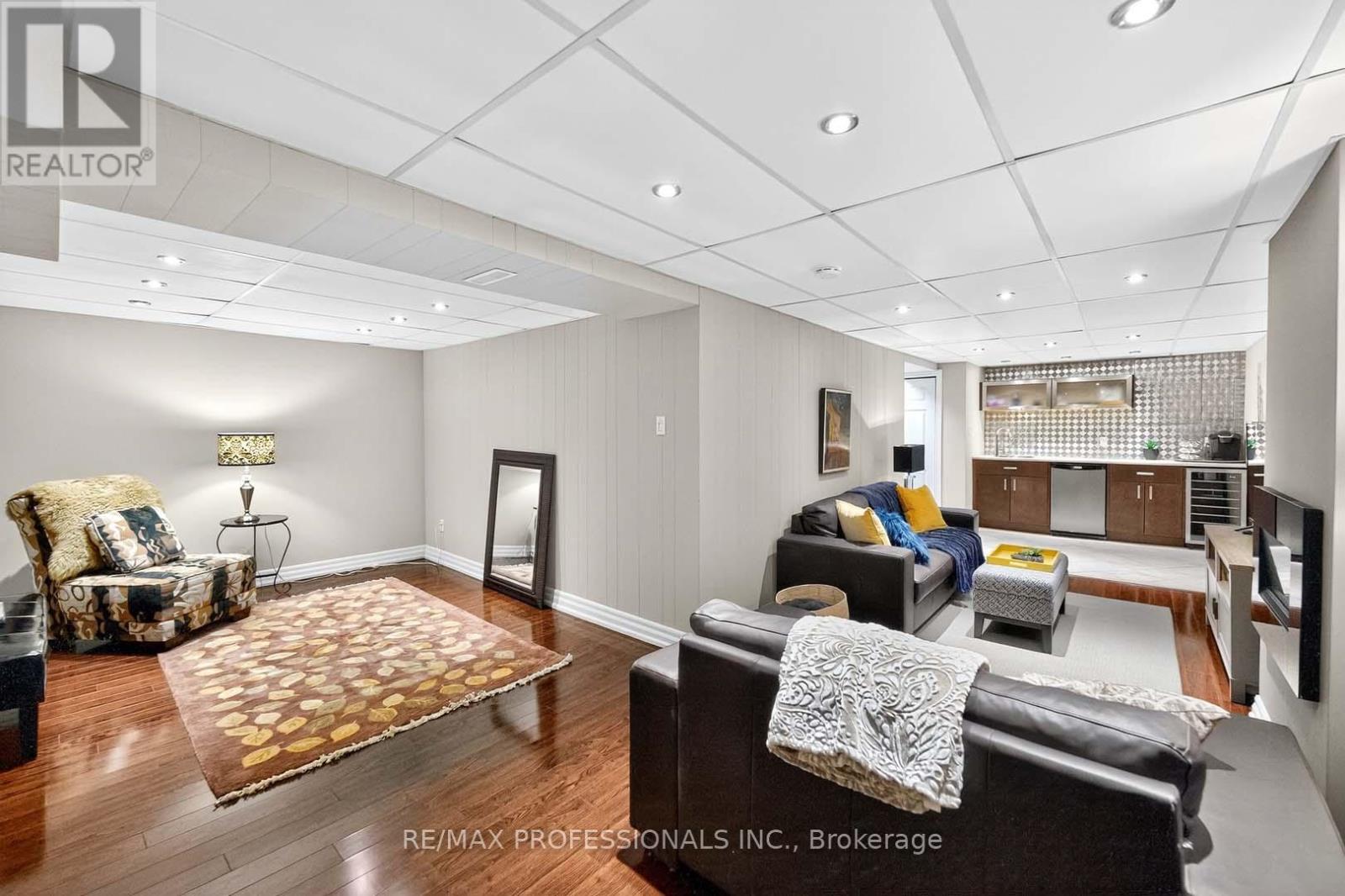 1 - 4357 Bloor Street W, Toronto, Ontario  M9C 2A4 - Photo 33 - W12460585