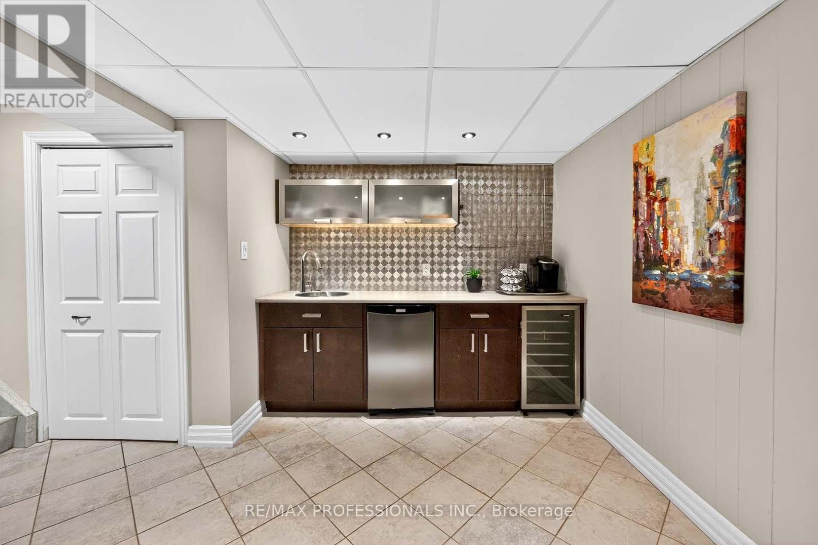 1 - 4357 Bloor Street W, Toronto, Ontario  M9C 2A4 - Photo 34 - W12460585