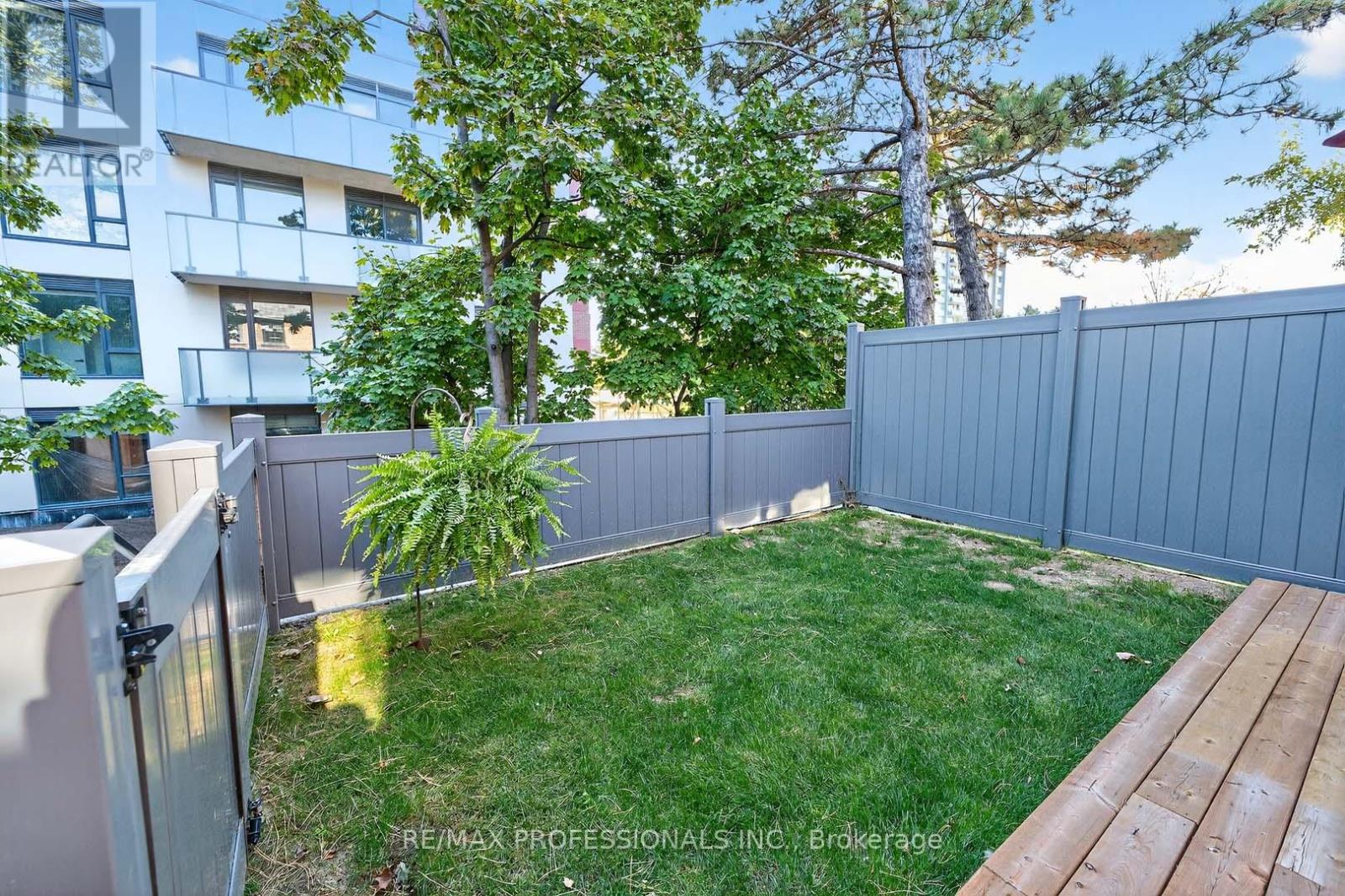 1 - 4357 Bloor Street W, Toronto, Ontario  M9C 2A4 - Photo 39 - W12460585