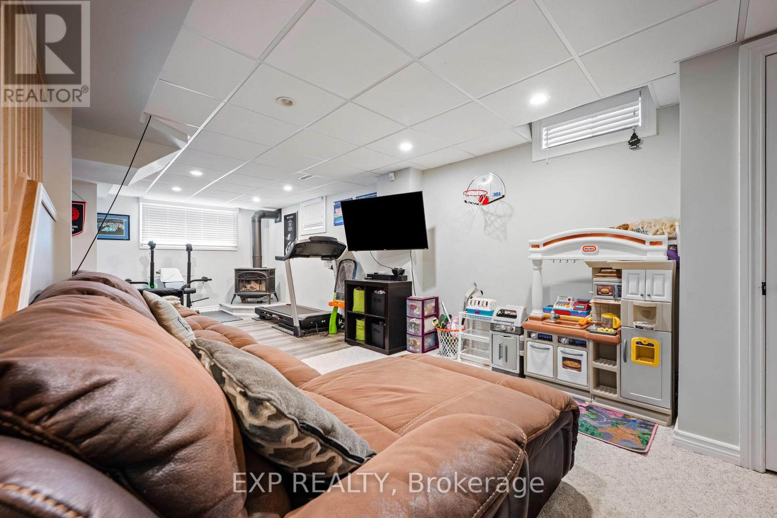 581 College Avenue, Orangeville, Ontario  L9W 4S5 - Photo 32 - W12460595