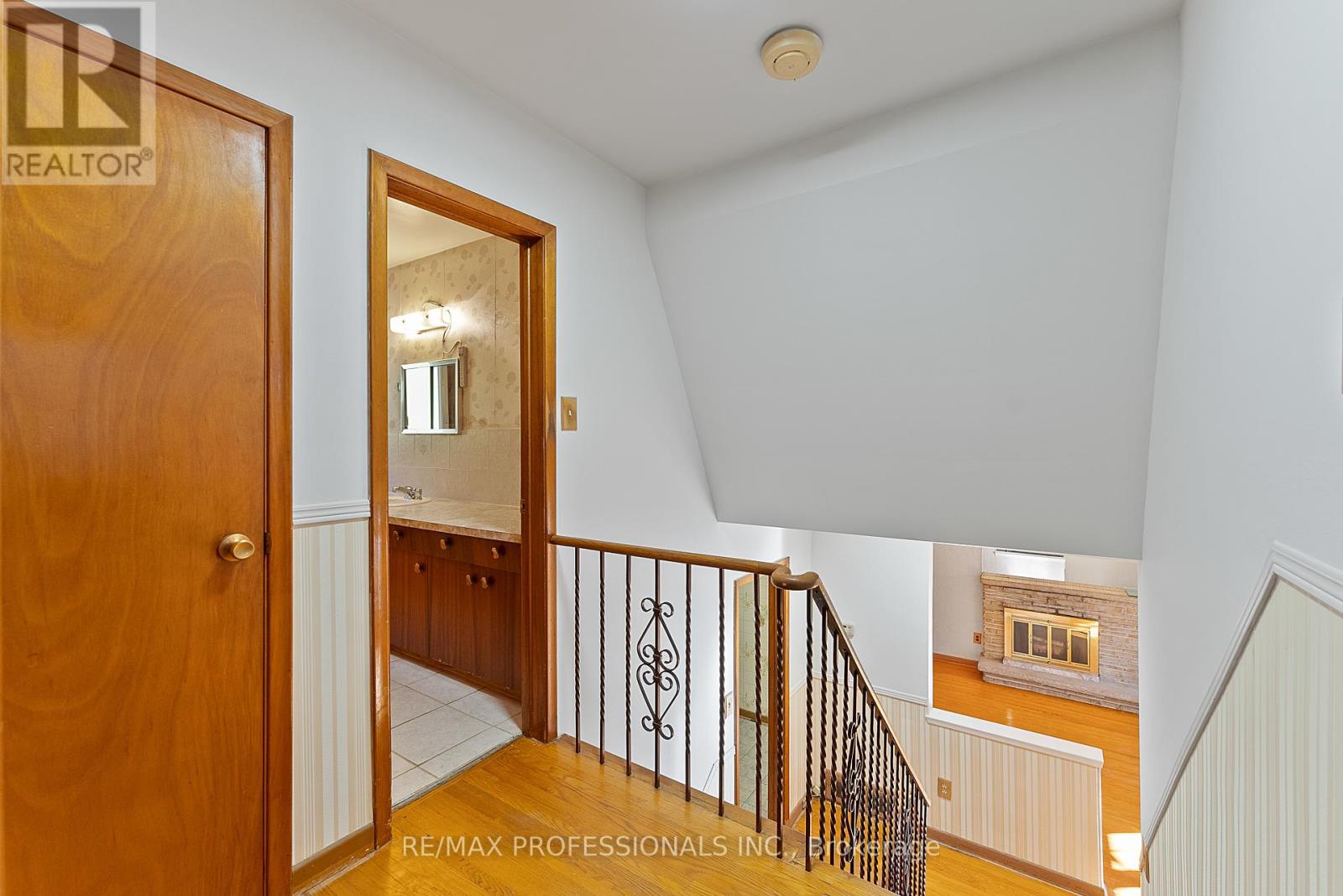 12 Drury Lane, Toronto, Ontario  M9P 1P7 - Photo 29 - W12460605