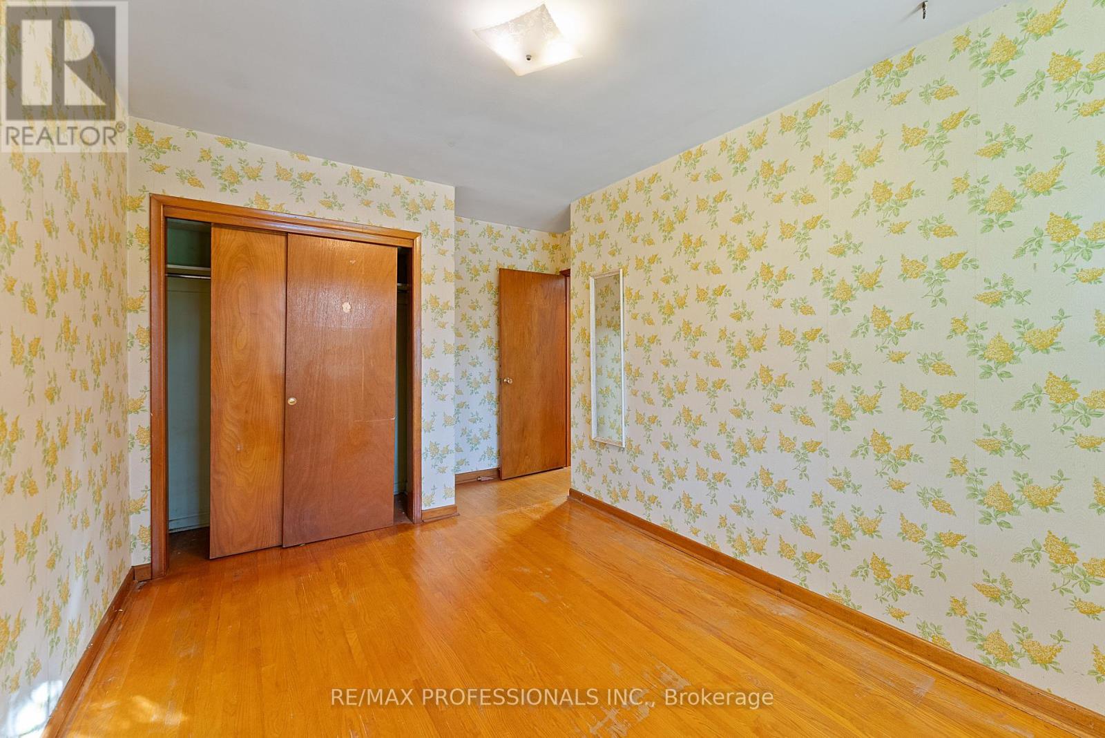 12 Drury Lane, Toronto, Ontario  M9P 1P7 - Photo 34 - W12460605