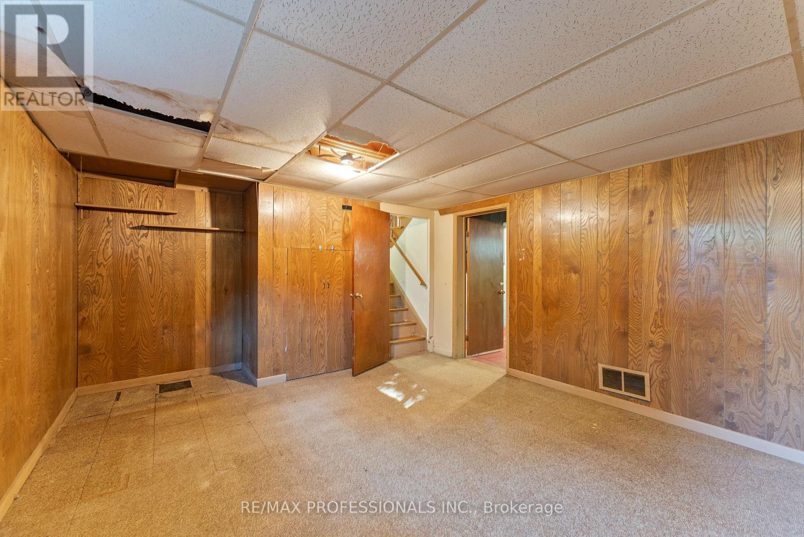 12 Drury Lane, Toronto, Ontario  M9P 1P7 - Photo 46 - W12460605