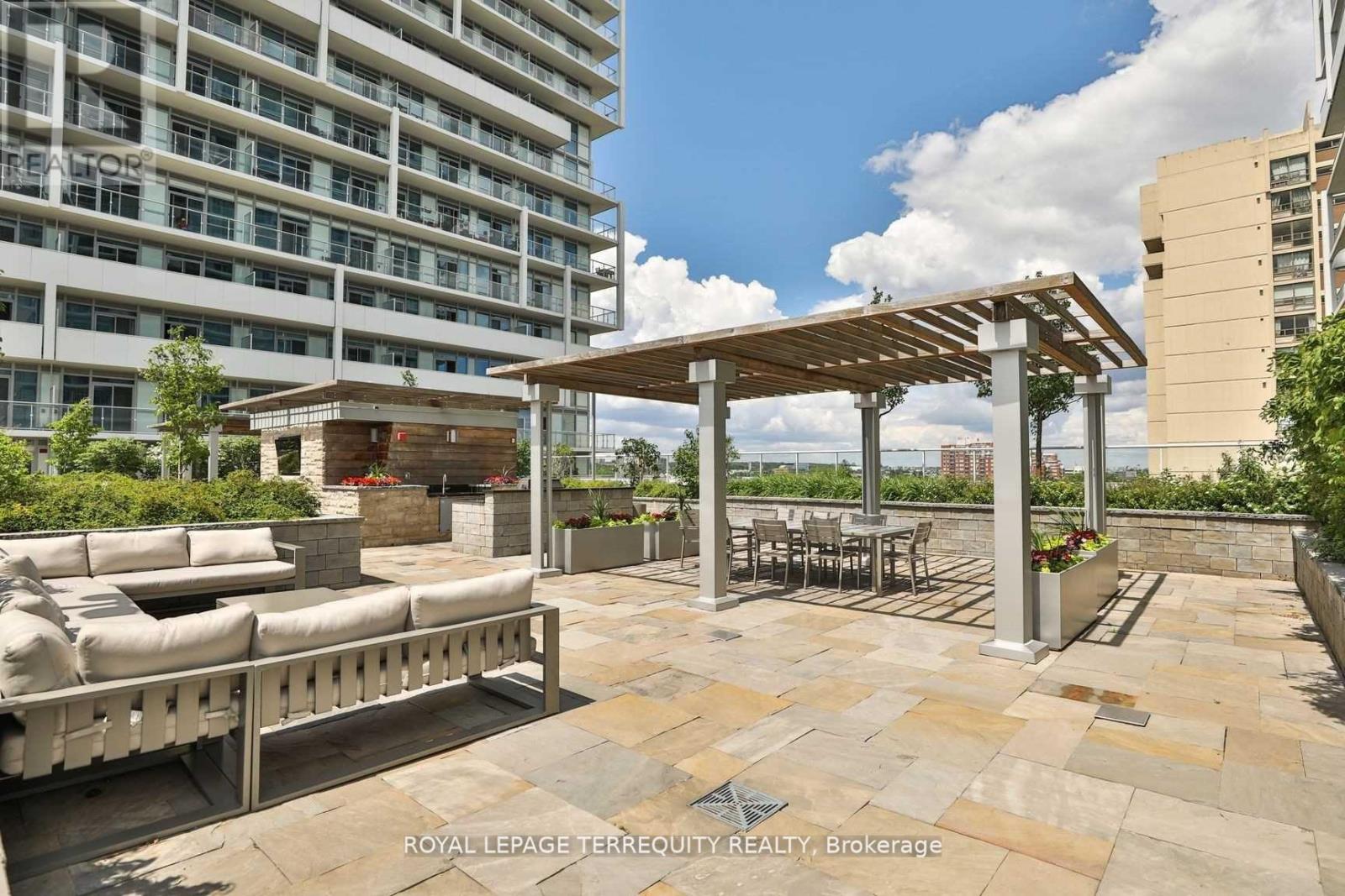 323 - 65 Speers Road, Oakville, Ontario  L6K 0J1 - Photo 46 - W12460611