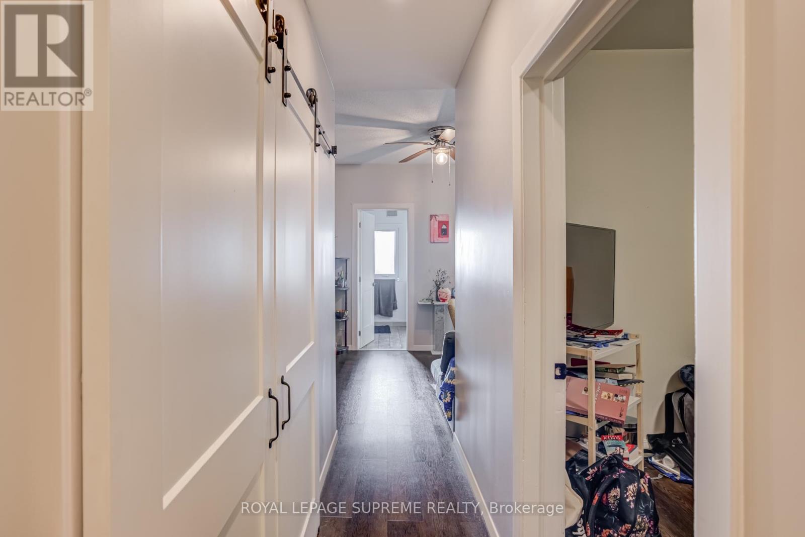 Main - 224 Christie Street, Toronto, Ontario  M6G 3B7 - Photo 10 - W12460614