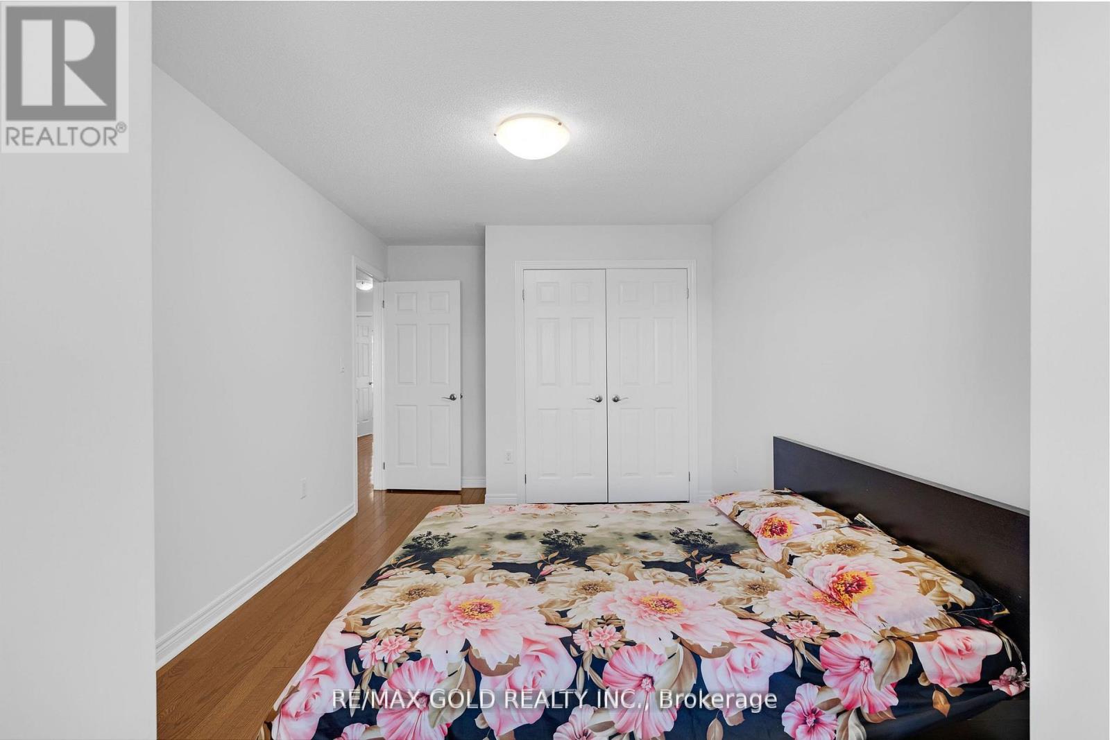 21 Cottonfield Circle, Caledon, Ontario  L7C 3M8 - Photo 27 - W12460615