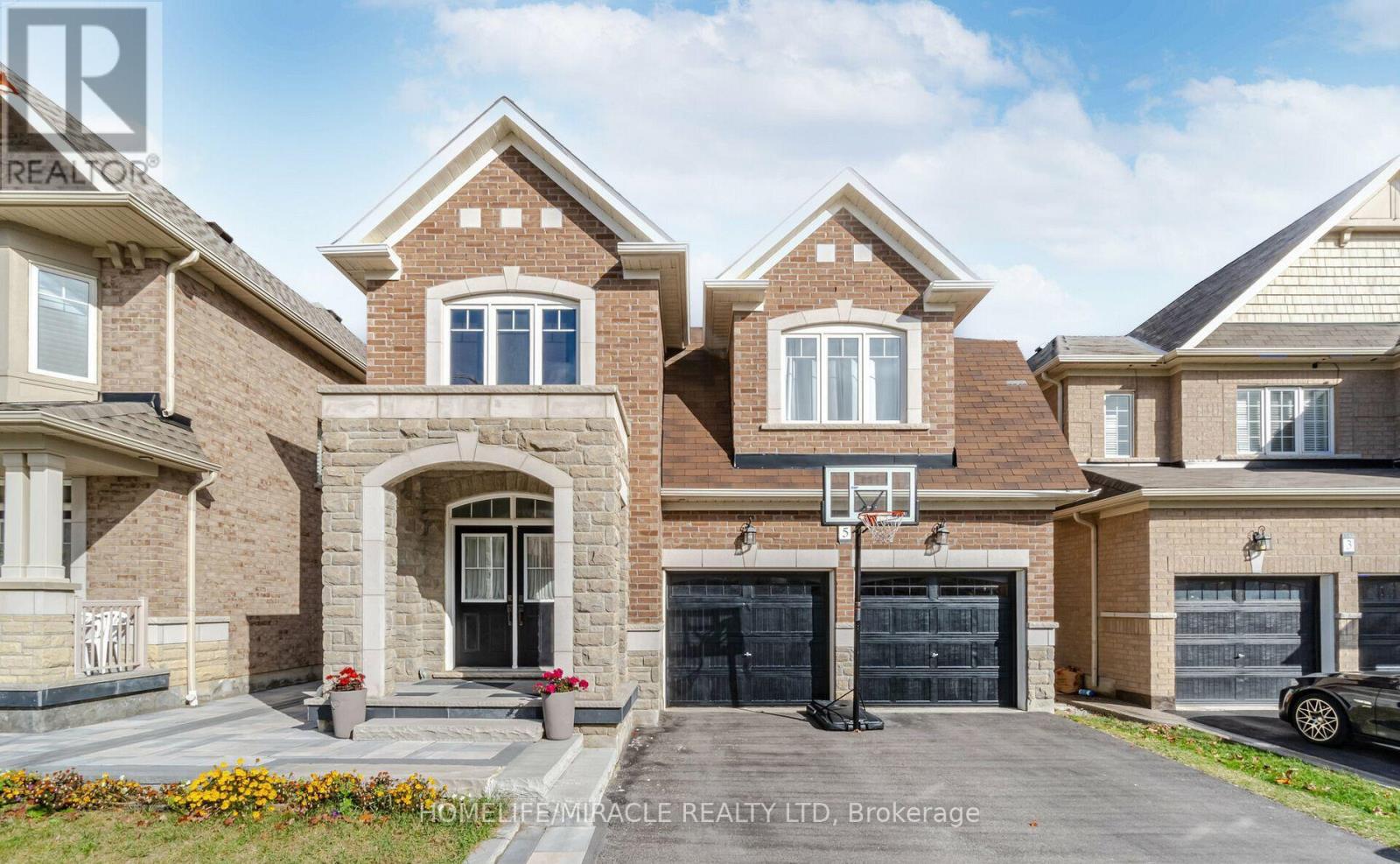 MAIN - 5 FELIX CLOSE, Brampton, Ontario