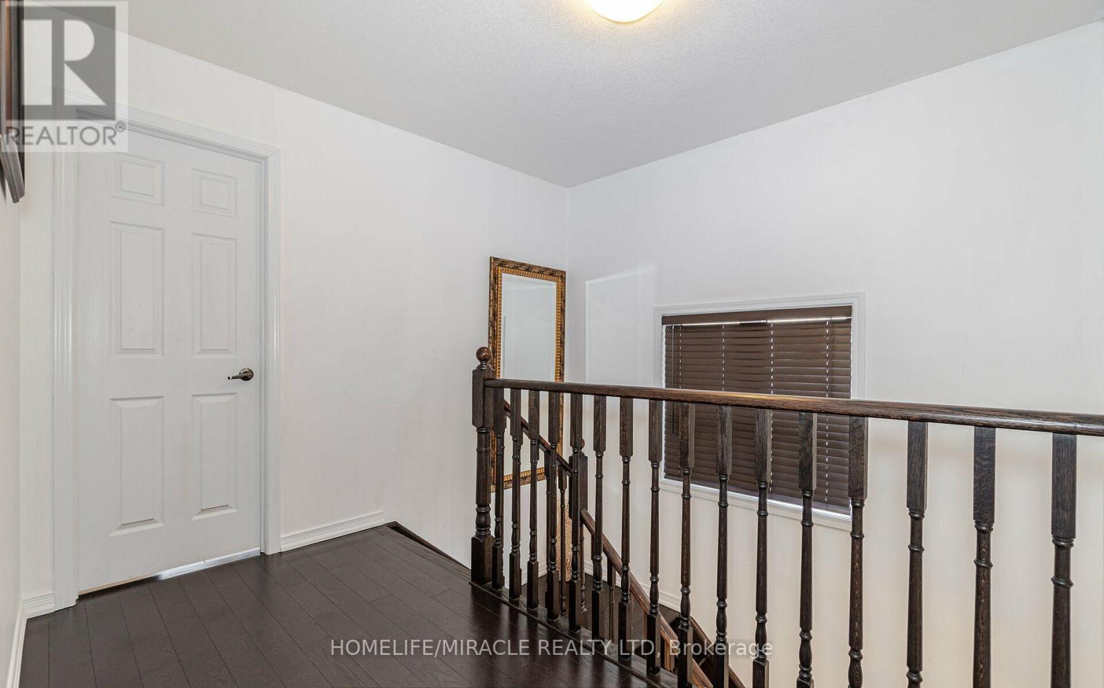 Main - 5 Felix Close, Brampton, Ontario  L7A 4K4 - Photo 23 - W12460617
