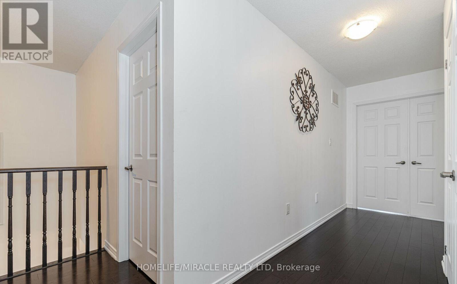 Main - 5 Felix Close, Brampton, Ontario  L7A 4K4 - Photo 24 - W12460617