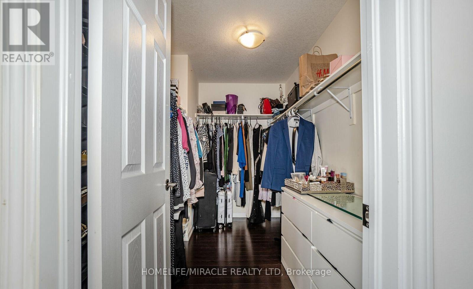 Main - 5 Felix Close, Brampton, Ontario  L7A 4K4 - Photo 31 - W12460617