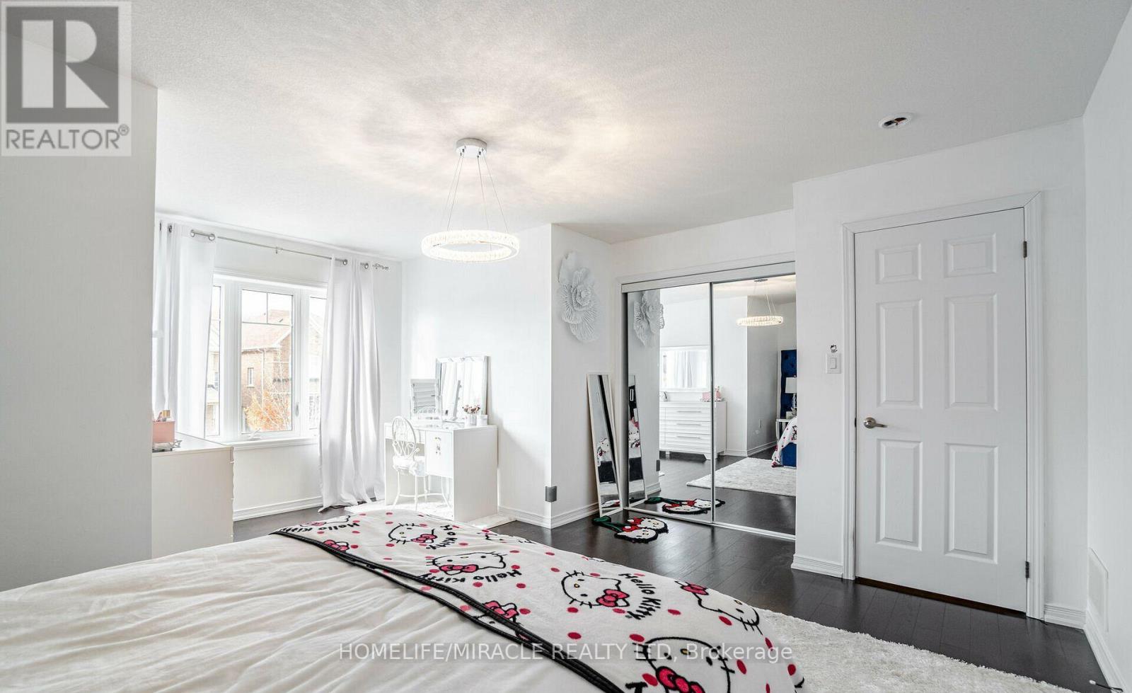 Main - 5 Felix Close, Brampton, Ontario  L7A 4K4 - Photo 33 - W12460617