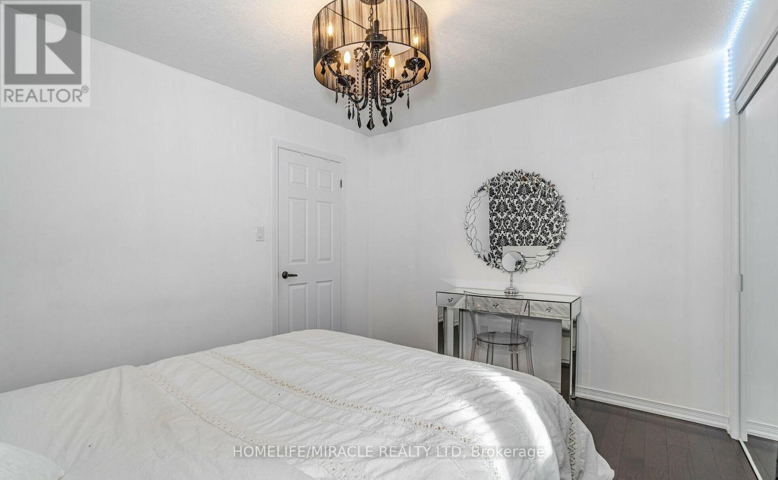 Main - 5 Felix Close, Brampton, Ontario  L7A 4K4 - Photo 36 - W12460617