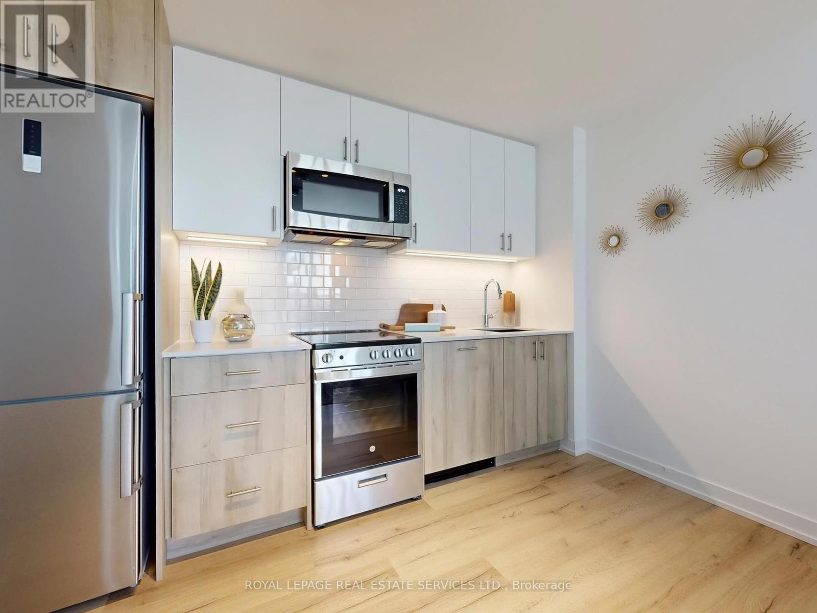 705 - 1195 The Queensway, Toronto, Ontario  M8Z 0H1 - Photo 11 - W12460623
