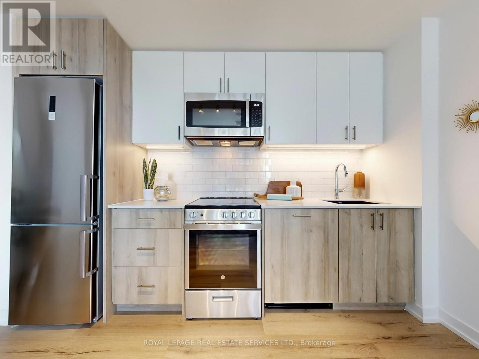 705 - 1195 The Queensway, Toronto, Ontario  M8Z 0H1 - Photo 12 - W12460623