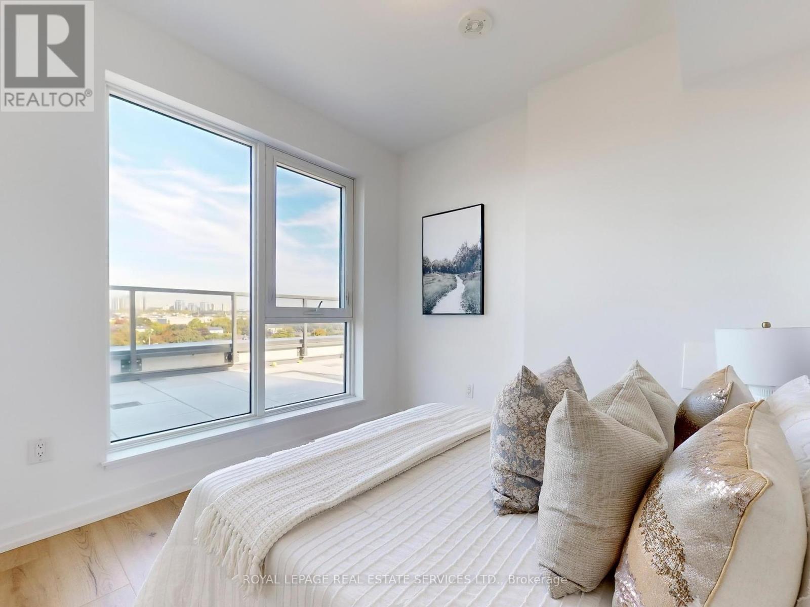 705 - 1195 The Queensway, Toronto, Ontario  M8Z 0H1 - Photo 14 - W12460623