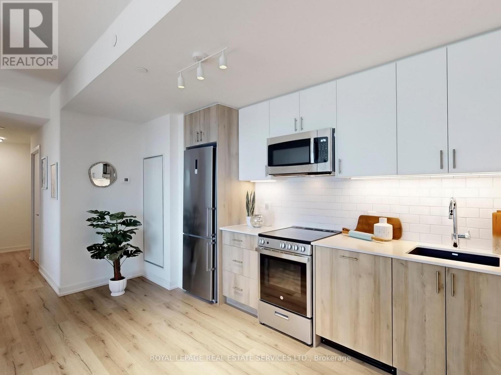 705 - 1195 The Queensway, Toronto, Ontario  M8Z 0H1 - Photo 9 - W12460623