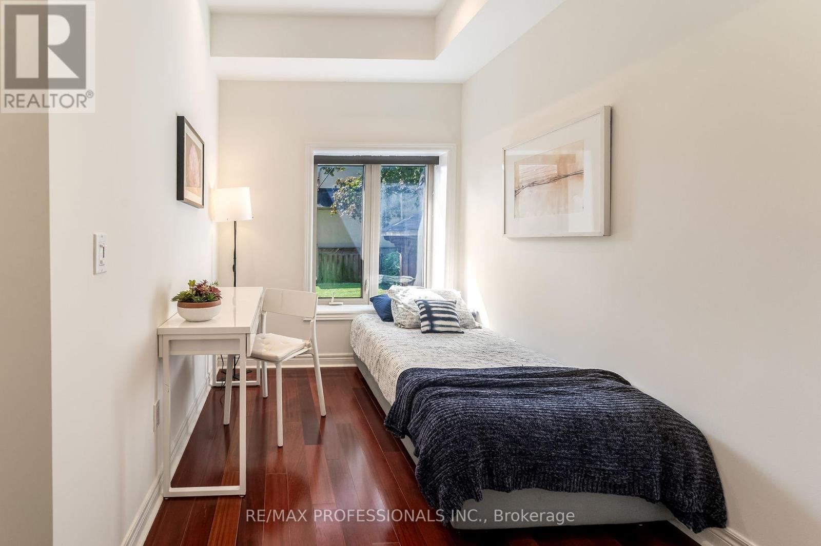 Main - 34 Monkton Avenue, Toronto, Ontario  M8Z 4N2 - Photo 14 - W12460675