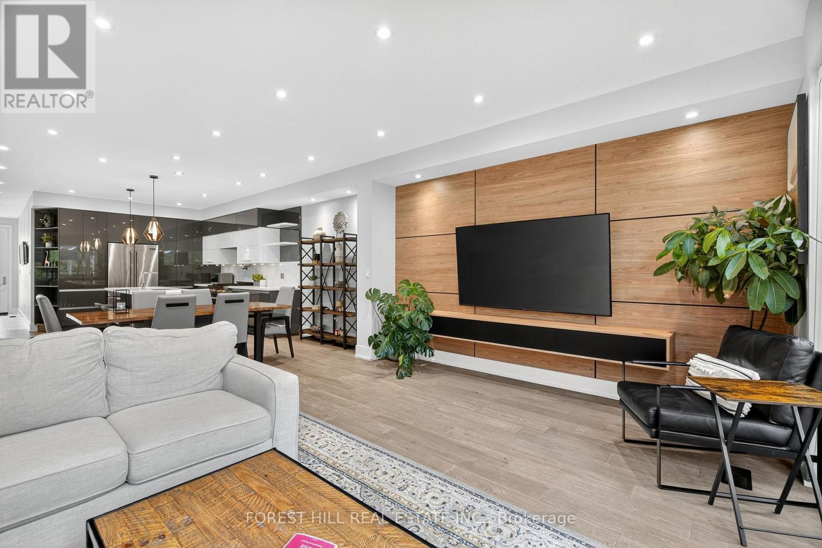 272a Beta Street, Toronto, Ontario  M8W 4J1 - Photo 11 - W12460695
