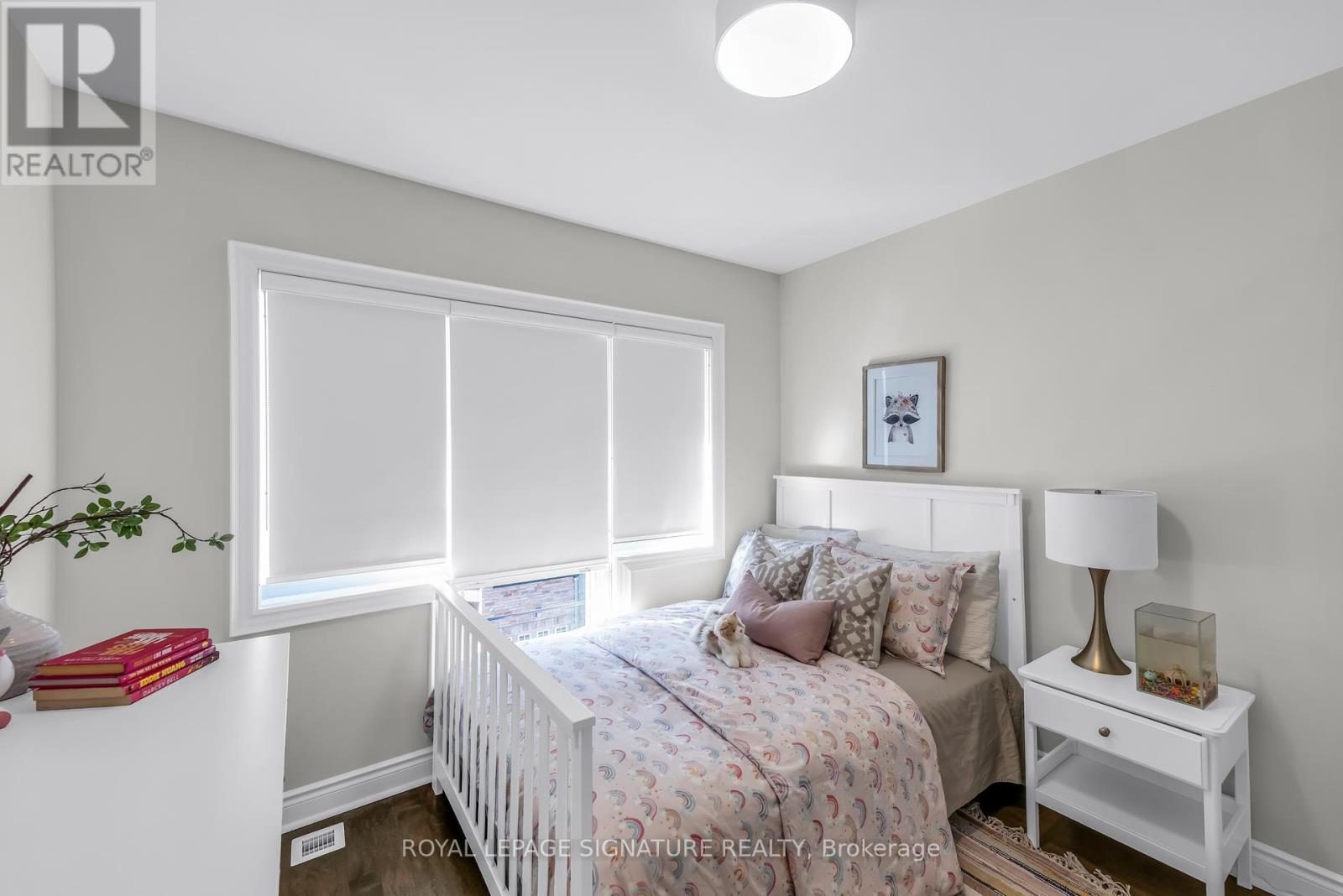 7 Chimes Lane, Toronto, Ontario  M8Y 1G4 - Photo 27 - W12460698