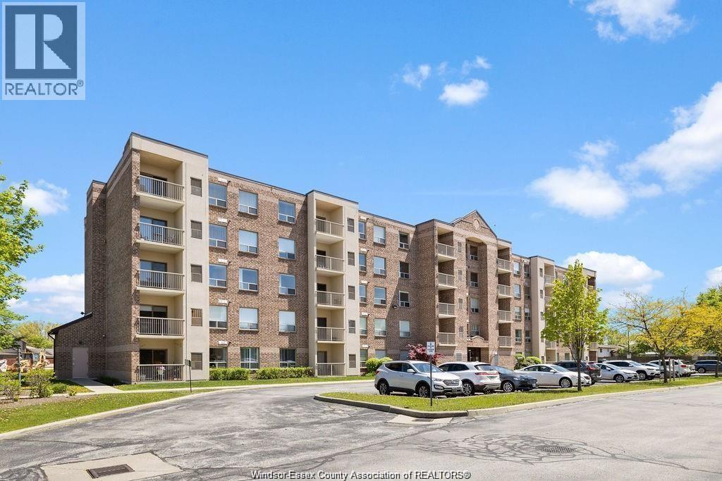 MLS# 25026013: 8335 WYANDOTTE Unit# 304, Windsor, Canada