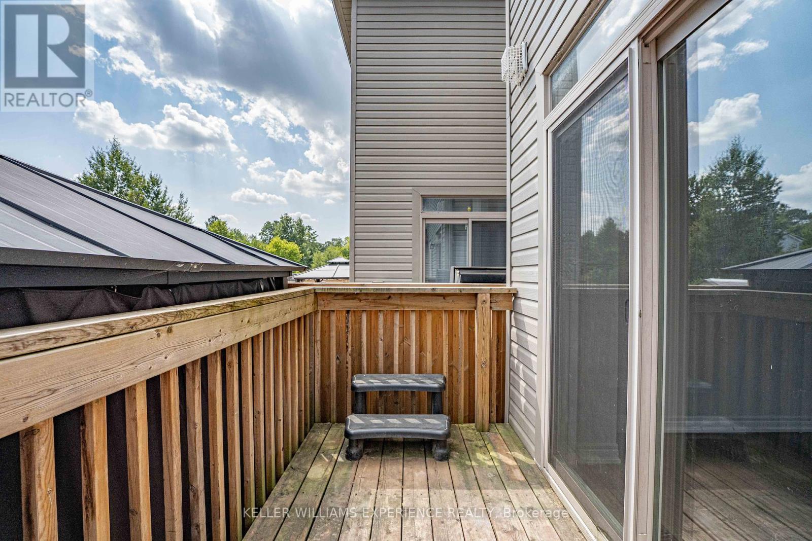 9 Greenwood Drive, Essa, Ontario  L3W 0N5 - Photo 26 - N12340161