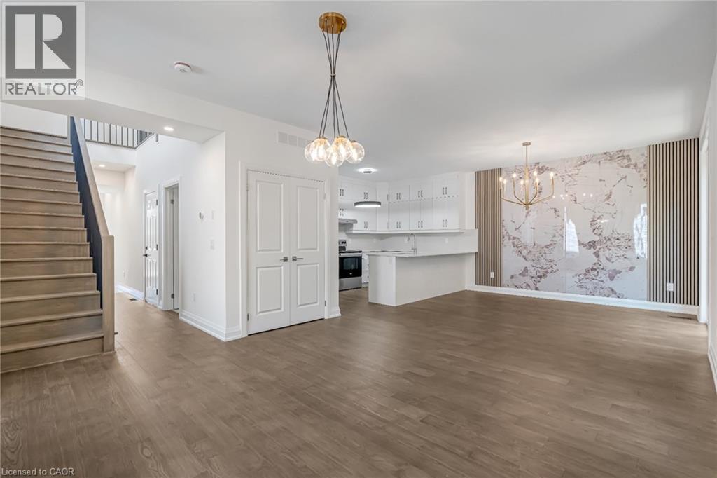 2154 Walkers Line Unit# 4, Burlington, Ontario  L7M 3R9 - Photo 8 - 40773872