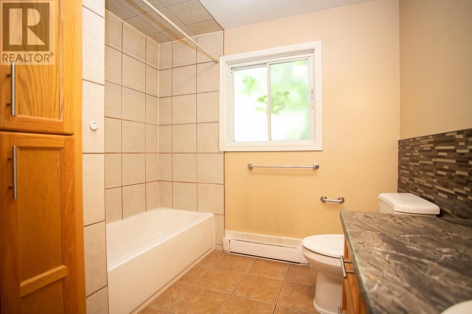 84 Wallace Ter, Sault Ste. Marie, Ontario  P6C 1K3 - Photo 24 - SM252729