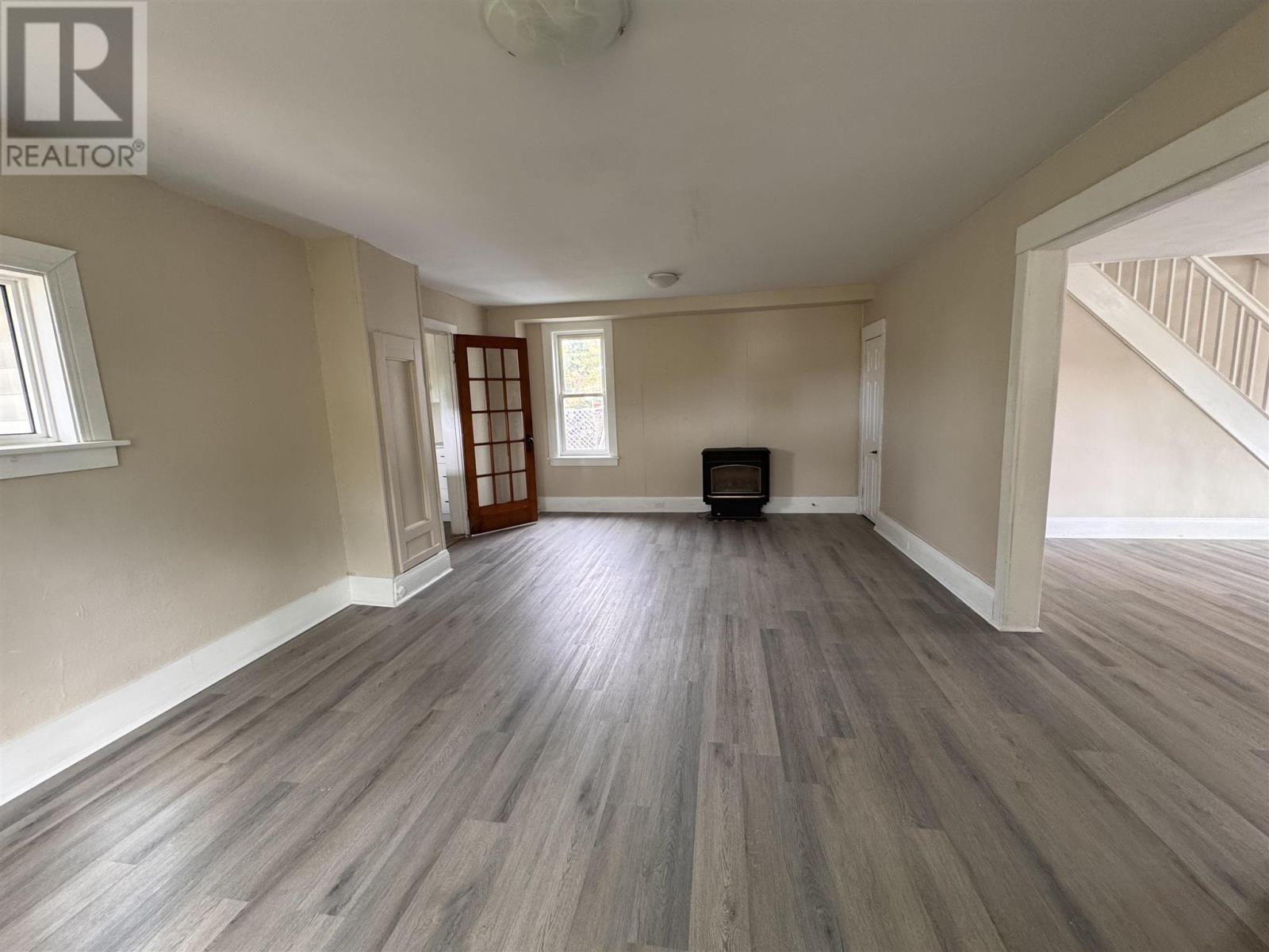 561 John St N, Sault Ste. Marie, Ontario  P6C 3K6 - Photo 6 - SM252743