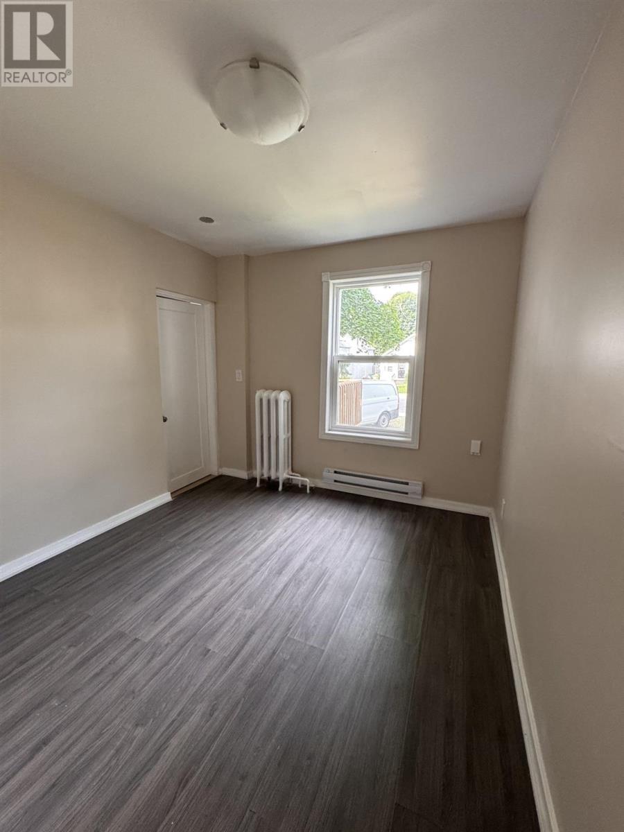 30 Grosvenor Ave, Sault Ste. Marie, Ontario  P6B 2L9 - Photo 12 - SM252877