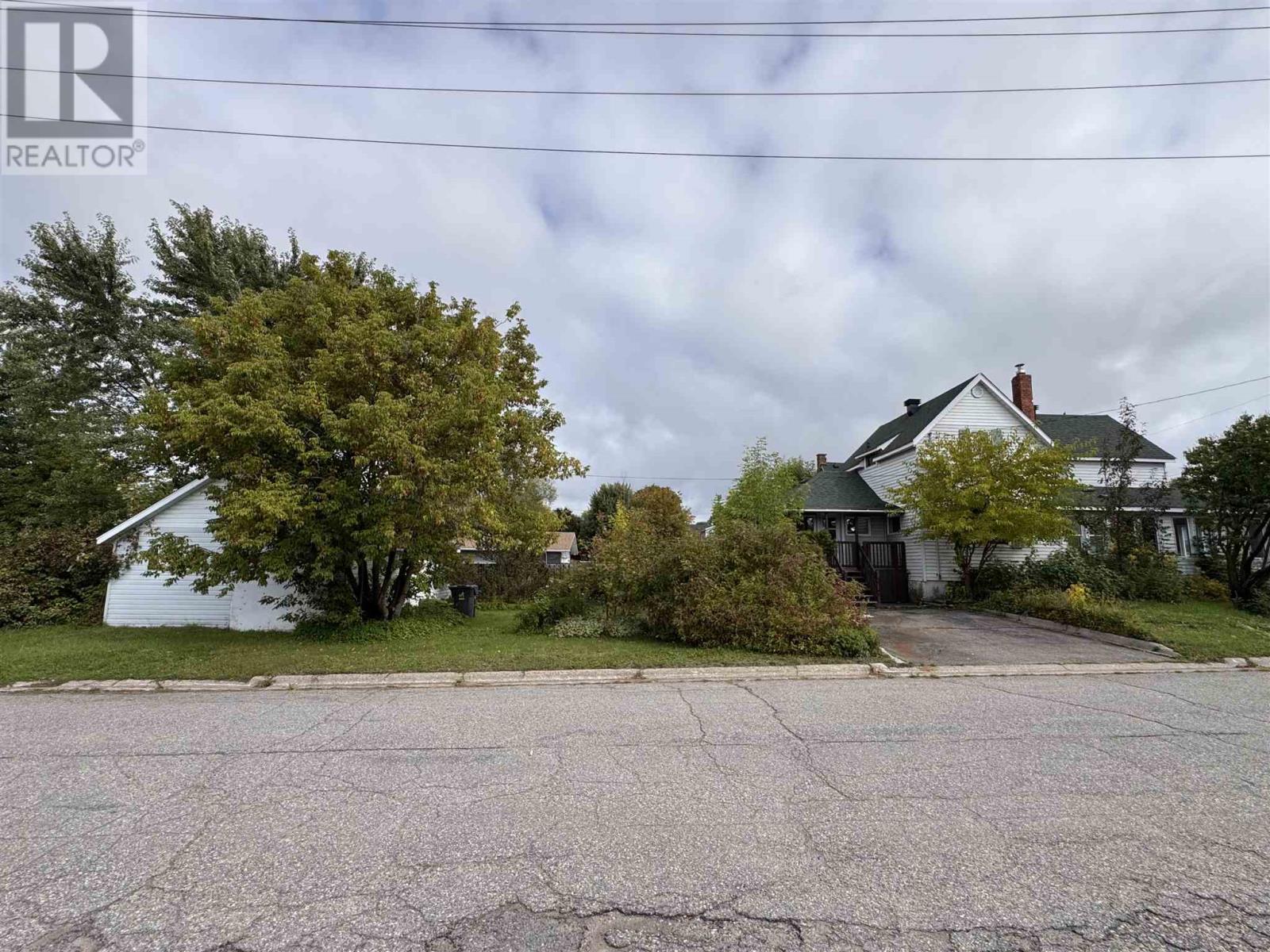 561 John St N, Sault Ste. Marie, Ontario  P6C 3K6 - Photo 22 - SM252743