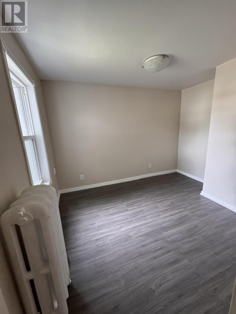 30 Grosvenor Ave, Sault Ste. Marie, Ontario  P6B 2L9 - Photo 11 - SM252877