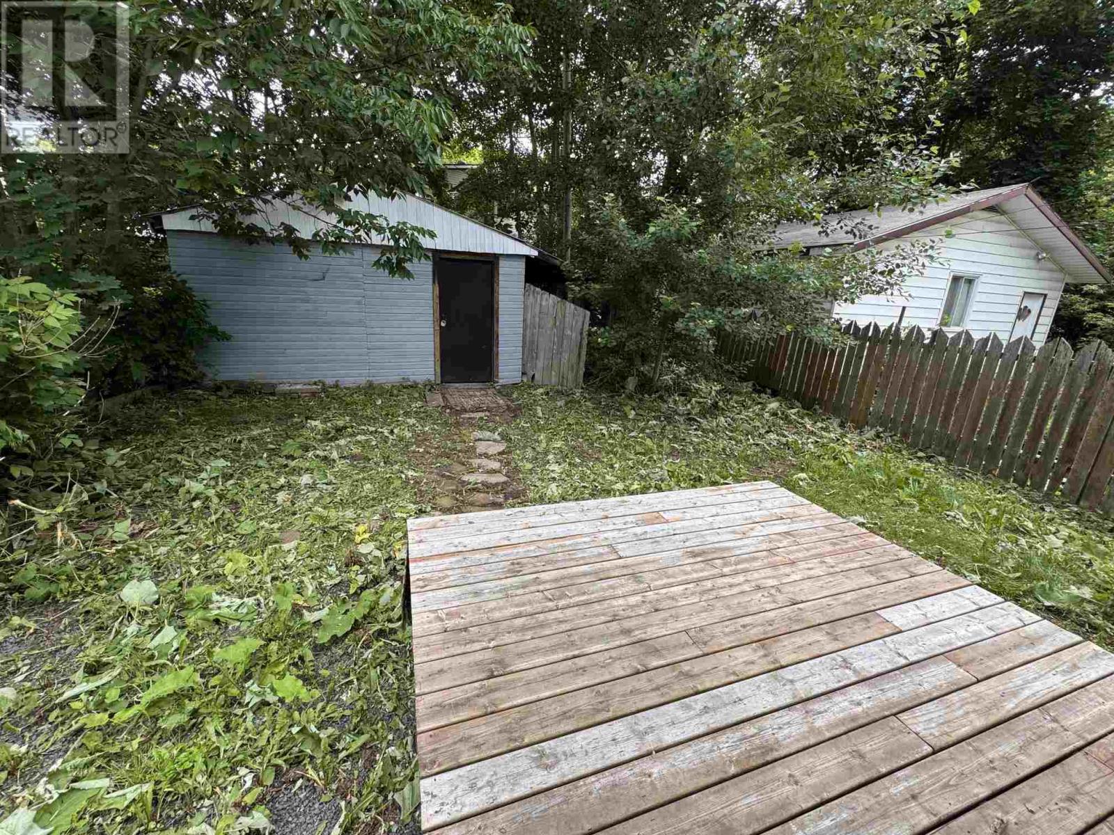 30 Grosvenor Ave, Sault Ste. Marie, Ontario  P6B 2L9 - Photo 3 - SM252877