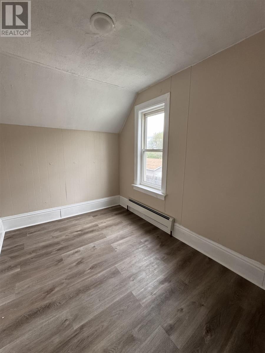 561 John St N, Sault Ste. Marie, Ontario  P6C 3K6 - Photo 9 - SM252743