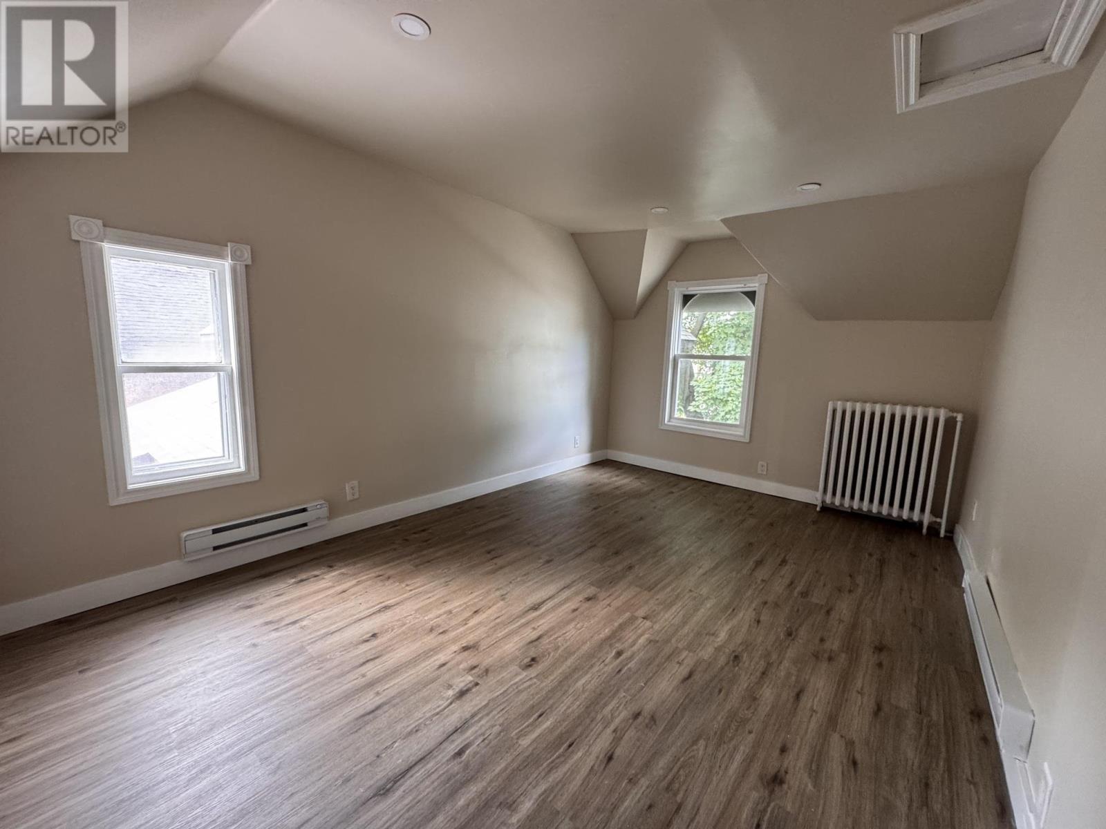 30 Grosvenor Ave, Sault Ste. Marie, Ontario  P6B 2L9 - Photo 15 - SM252877