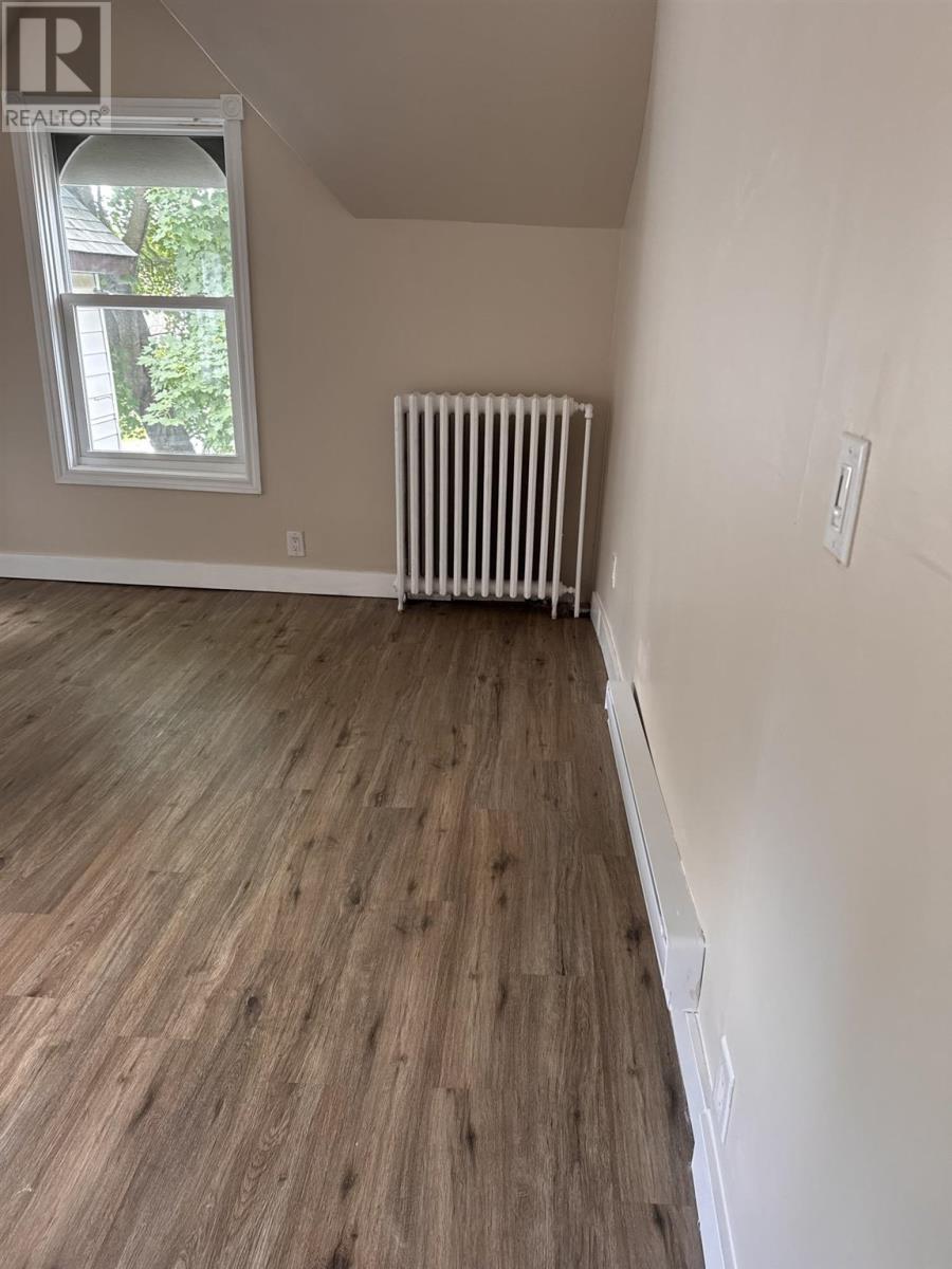 30 Grosvenor Ave, Sault Ste. Marie, Ontario  P6B 2L9 - Photo 18 - SM252877