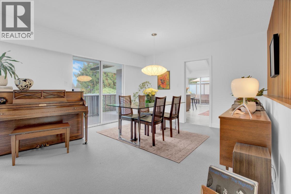 1038 Bayview Drive, Delta, British Columbia  V4M 2R7 - Photo 6 - R3057918