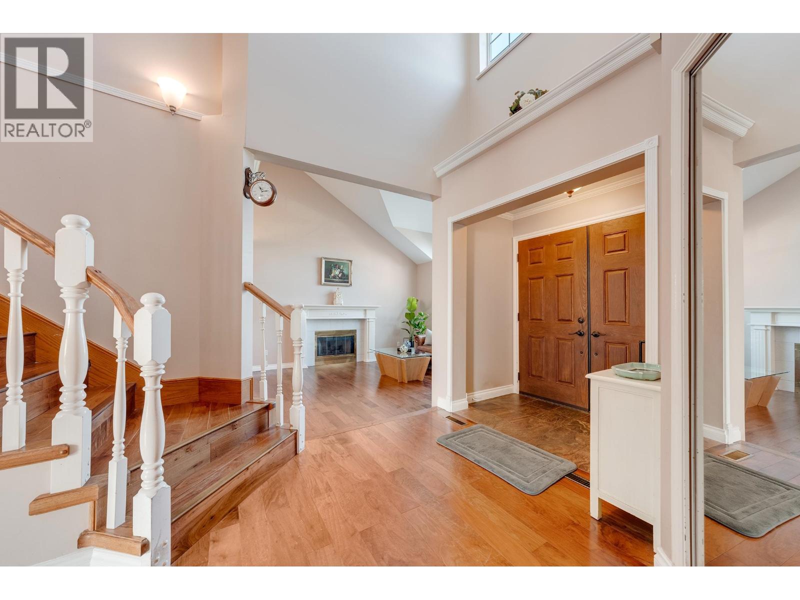 1831 Walnut Crescent, Coquitlam, British Columbia  V3J 7T4 - Photo 3 - R3053687