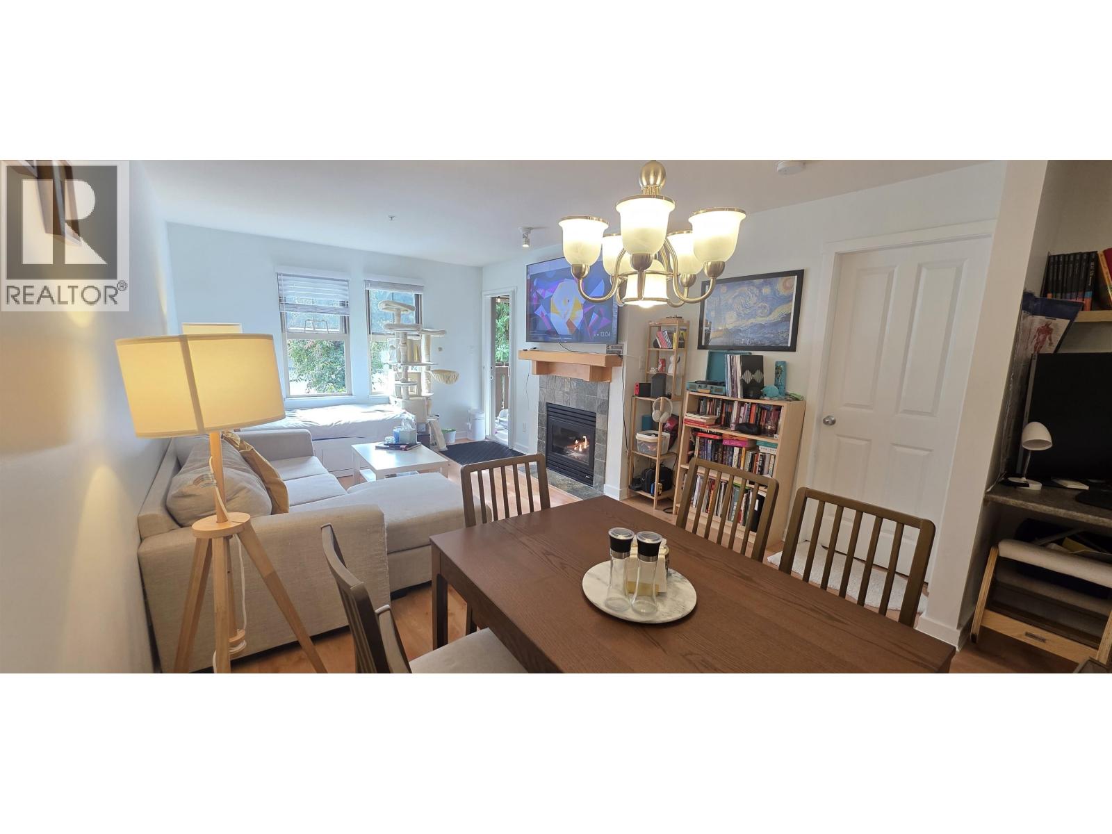 201 15 Smokey Smith Place, New Westminster, British Columbia  V3L 5V7 - Photo 5 - R3057370