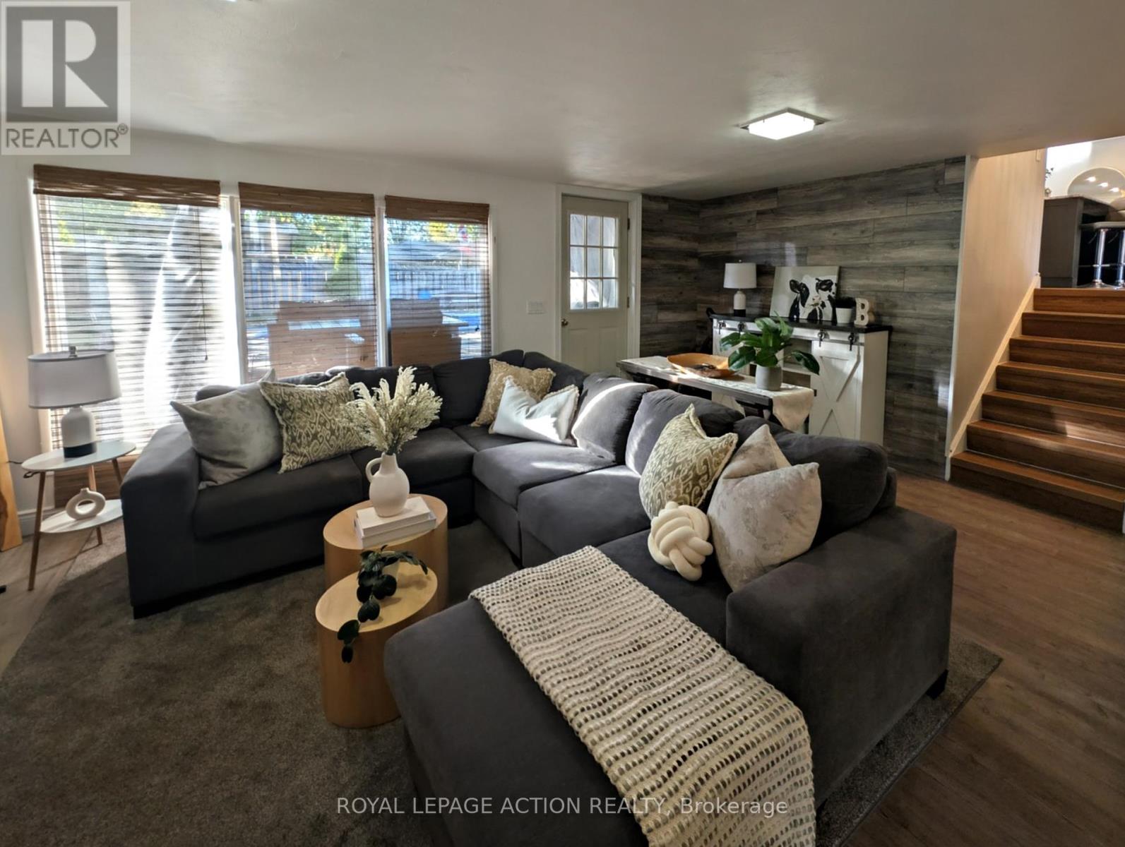 14 Meadow Road, Brantford, Ontario  N3R 3L1 - Photo 22 - X12460573